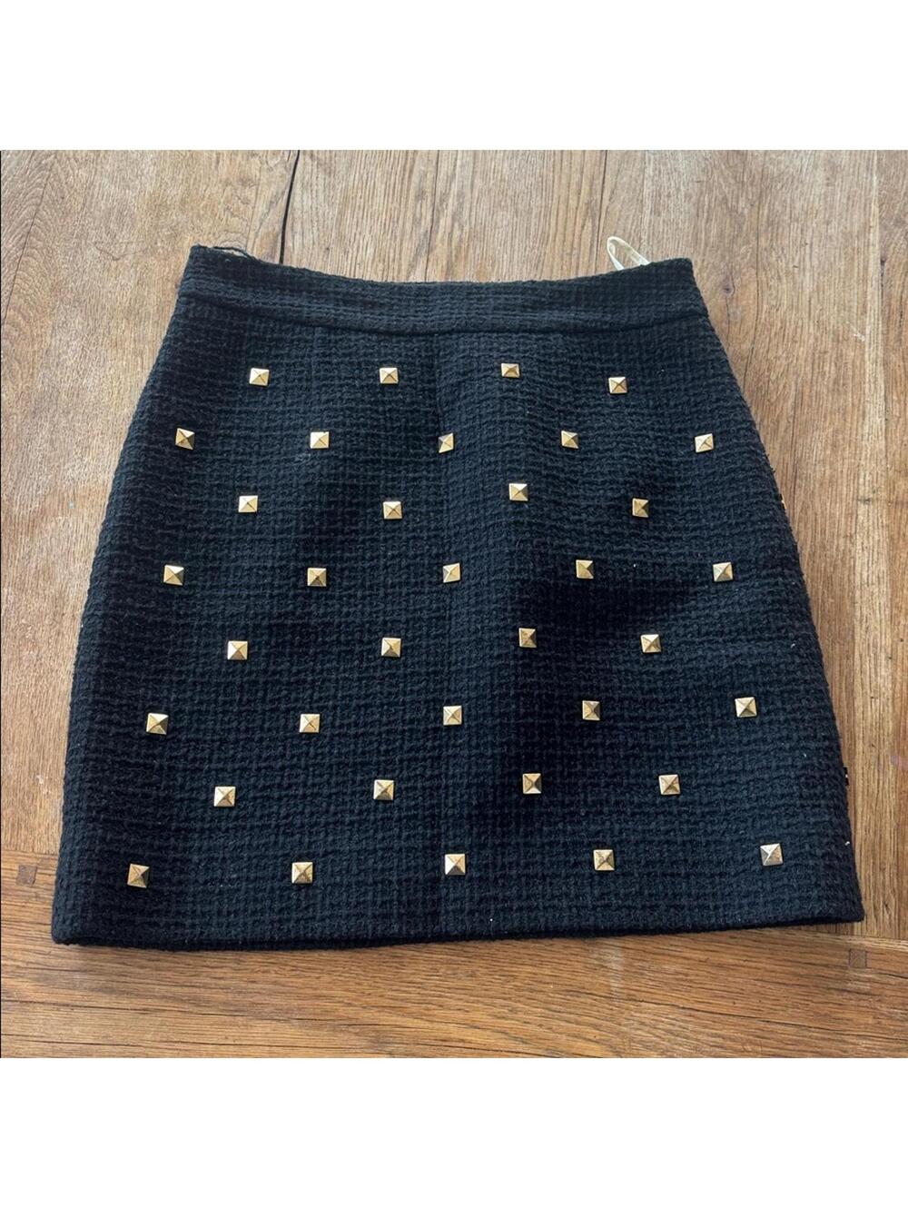 Kate Spade Studs mini skirt size 4